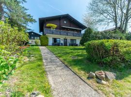 Apartment Am Hohen Bogen-45 by Interhome, hotel Arrachban