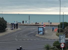 Inn By The Sea, PORTSMOUTH, serviced apartment in Portsmouth