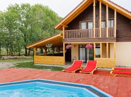 Flori din Deal, holiday home in Mărgău