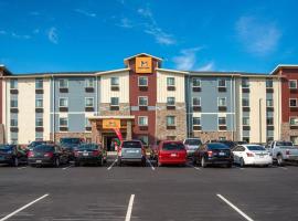 Midtown Suites - Greenville, hotell i Greenville