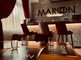 Maroon pension: Piešťany şehrinde bir Oda ve Kahvaltı