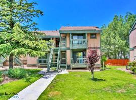 Affordable Lakeview Condo - Condo is cozy and a great location for kayaking and paddle boarding!, cottage in Big Bear Lake