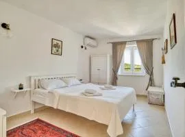 Eva's country house