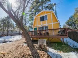 The Love Shack - Cozy cabin in a such a great spot! Very quiet neighborhood