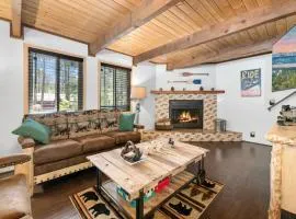 Bear PAC Hideout - Walk to Alpine Slide and only minuetes to The Village! Billiards and foosball!