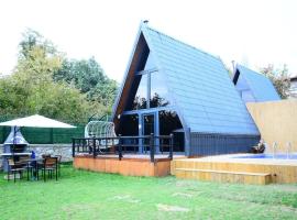 VİLLA BUNGALOW, hotel in Kartepe