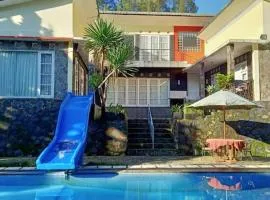 Villa utama pondok yedidah