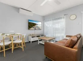 Wanderer by Experience Jervis Bay