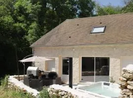 Gîte aux trois suites parentales et son jacuzzi