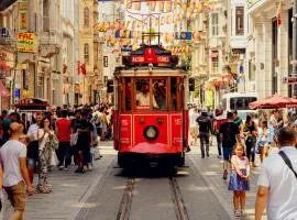Taksim Leon's Hotel