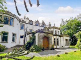 Harvieston Hall, hotel in Gorebridge