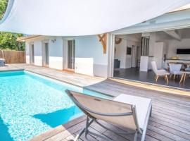 La villa Sirelis piscine et spa, hotel v mestu Gujan-Mestras