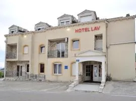 Hotel Lav