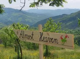 Almost Heaven - cabană cu vedere în Apuseni