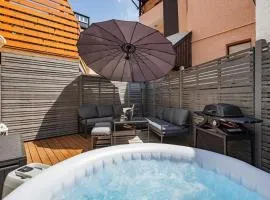 Terrace apartment with 5 rooms, Whirlpool and BBQ