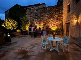 Casa Rural La Ferrería โรงแรมในวินวยซา