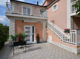 Palomino apartment, self catering accommodation in Sinj