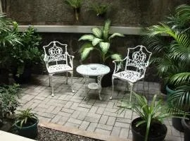 Bed and Breakfast Tomang, Boutique-Hotel in Jakarta