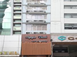 Nguyen Thanh Hotel: Ho Chi Minh Kenti şehrinde bir otel