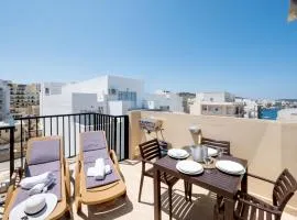 Sea Bliss penthouse with 2 terraces enjoying side Sea views by Getawaysmalta