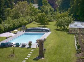 Le Logis Du Regisseur Gite, vila di Charny