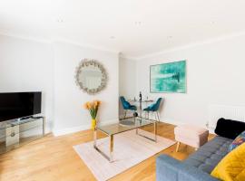 Boutique Basement 1 Bed Flat, central location, free parking, Wi-Fi, Sky, Netflix