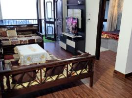 RB Cottage at mall road mussoorie, hotel en Mussoorie