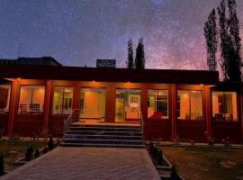Desert One Hotel Skardu, hotel in Skardu
