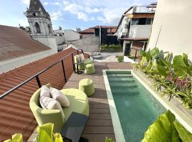 AmazINN Places Deluxe Estudio Casa Marichu Casco Viejo, íbúð í Panamaborg