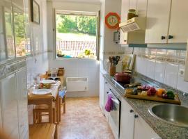 APARTAMENTO MEDIODIA, hotel en Luanco