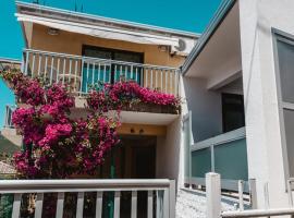 Ankica & Anamarija Apartments, hotell i Neum