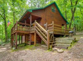 Rural Arkansas Vacation Rental with Wraparound Porch, hotel dengan parking di Heber Springs