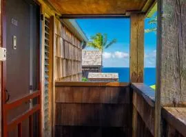 Style and Comfort Over the Ocean