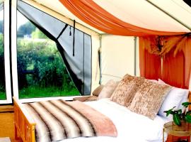 Bell Tent Village, glamping site in Nottingham