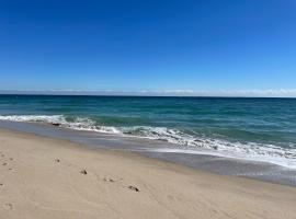 Seaside serenity studio, hotell i Pompano Beach