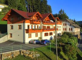 Frühstückspension Götzfried-Hof, hostal o pensión en Millstatt