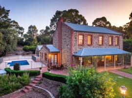Hahndorf Luxury Retreat, hotel with parking in Hahndorf