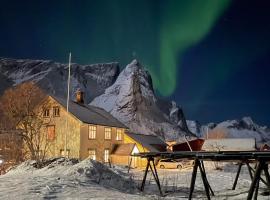 Det Gamle Hotellet Guesthouse, bed and breakfast en Reine