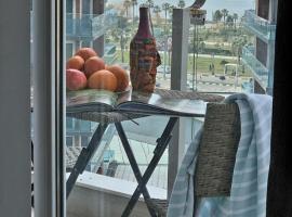 Апартаменты с видом на море, holiday rental in Batumi