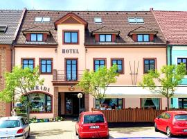 Hotel Bílý Beránek Kralovice, hotel v mestu Kralowitz