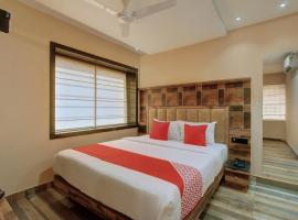 Laxman Residency, hotel near Mangalore International Airport - IXE, Kulurkudrū