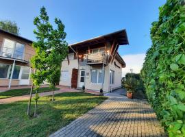 FOKI Apartman, hotel in Siófok