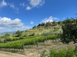 Agriturismo Podere Querceto, hotel v destinaci Borselli