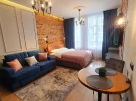 Designer apartment in the residential complex "Yaroslavivsky City" in the center of Kiev