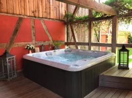 Les Authentics - Le Domaine d'Autrefois & Spa, vila v destinaci Bolsenheim