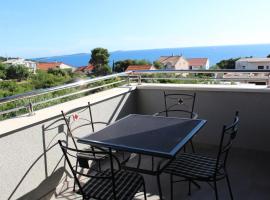 Apartments Lora, Pension in Dolac