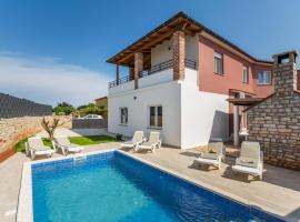 Gorgeous Home In Pula With Wifi, feriebolig i Pula