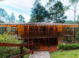 Alma Hotel Campestre, hotel em Santa Elena