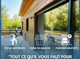Chalet avec terrasse sur pilotis vue sur l'étang