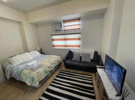 Khentdrick's Place at Holland Park Southwoods, apartment in Biñan